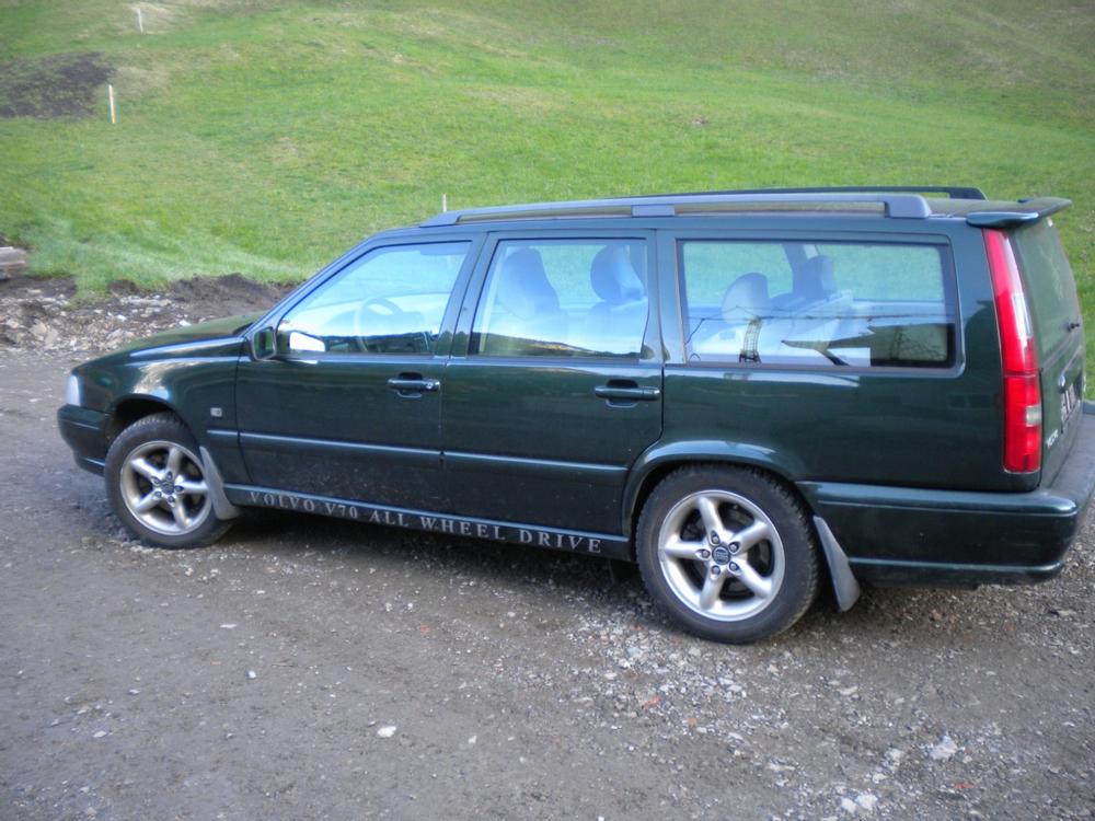 Volvo V70 AWD