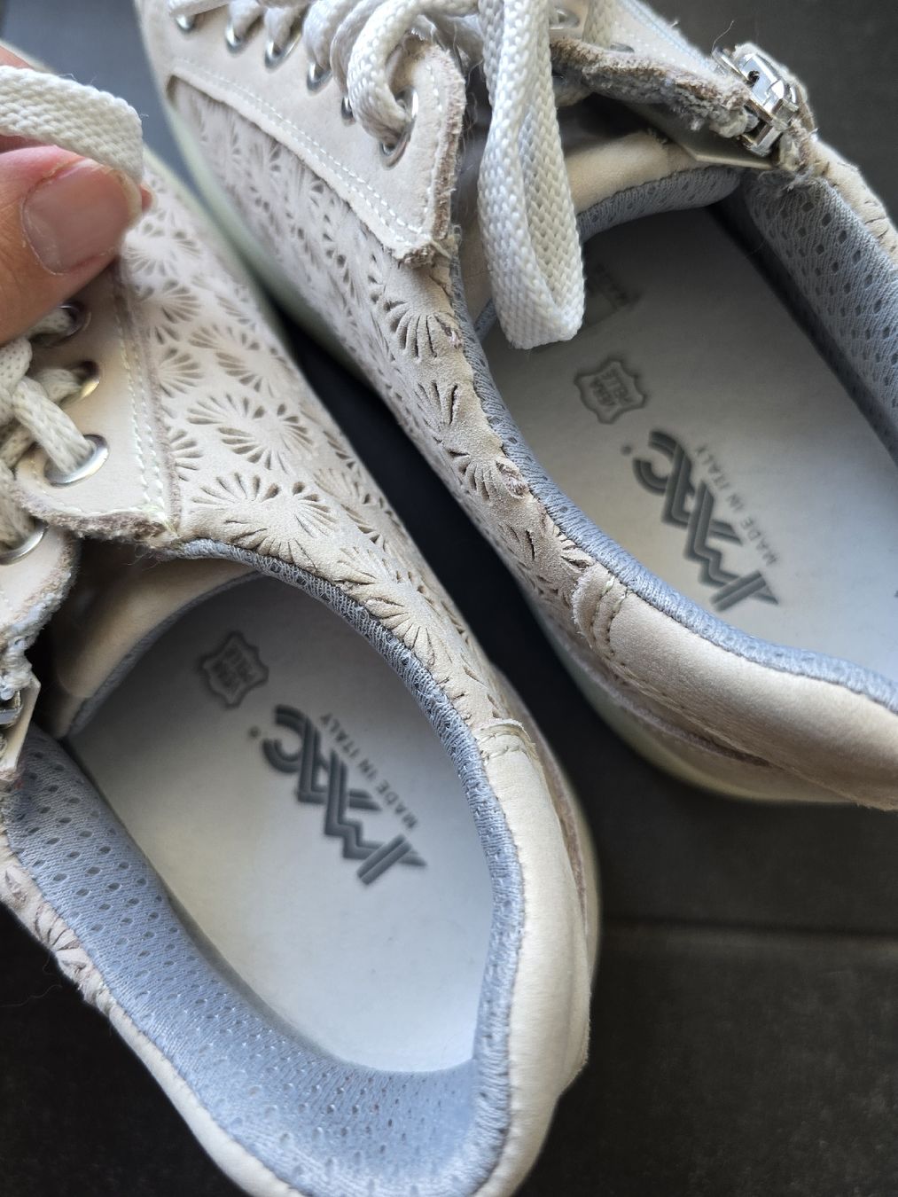 Damenschuhe: Damen Sneaker Grösse 35 – Gebraucht aus Unterentfelden von Panda-87 2