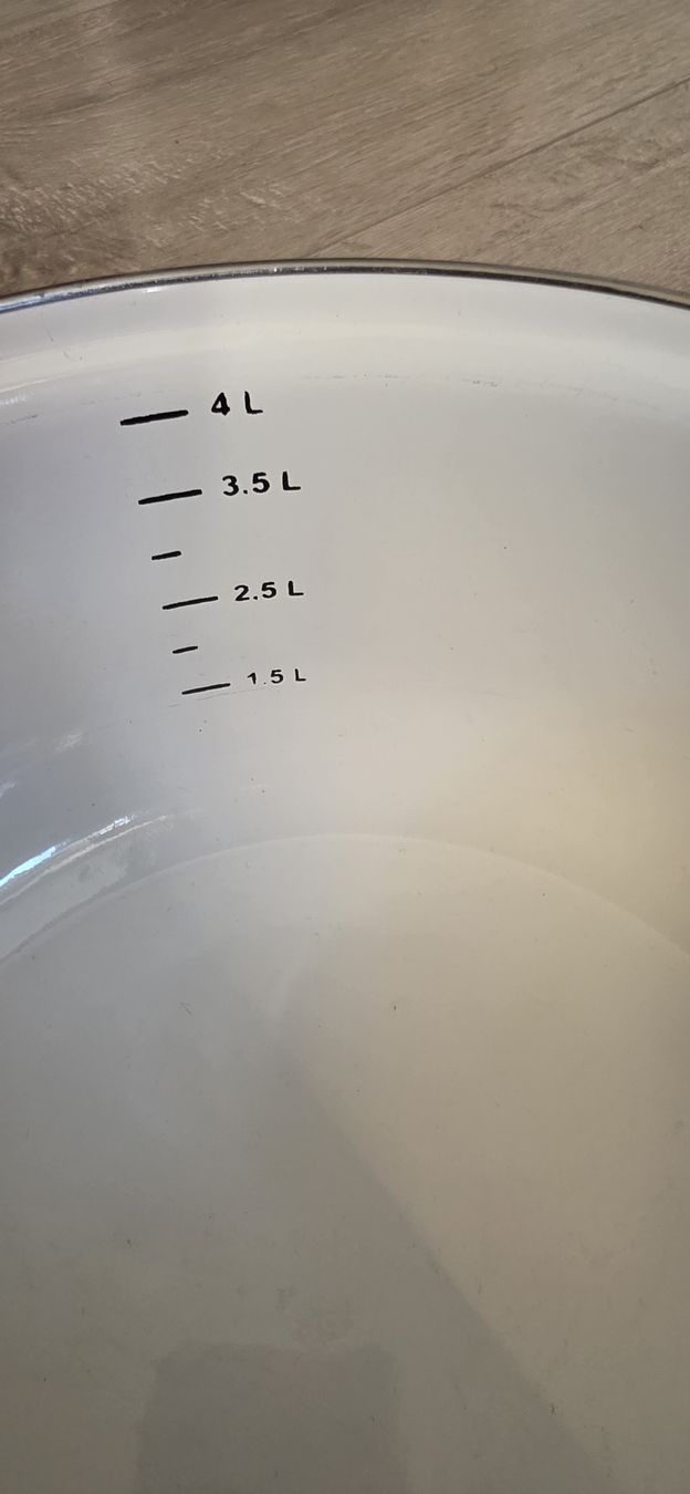 Töpfe: Emaille Kochtopf rot mit Punkten Durchmesser 26cm – Gebraucht aus Wigoltingen von Zuckerfee84 7