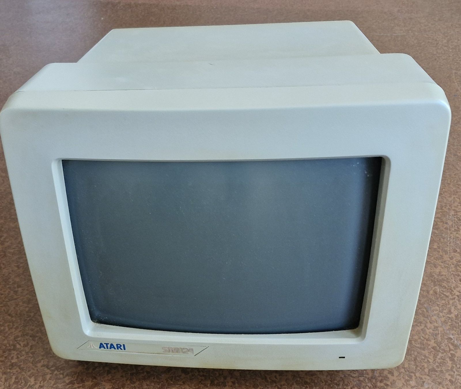 Atari PCs: Steinzeit-Computer ATARI SM-124 (Jg. 1988) – D'occasion à Bern par Mattthias