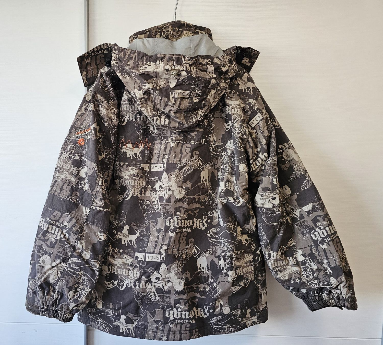 Protest Giacche: Snowboardjacke PROTEST BOARDWEAR GEOTECH 4.0 , MEDIUM – Usato da Aarau Rohr venduto da Mmiracle 1
