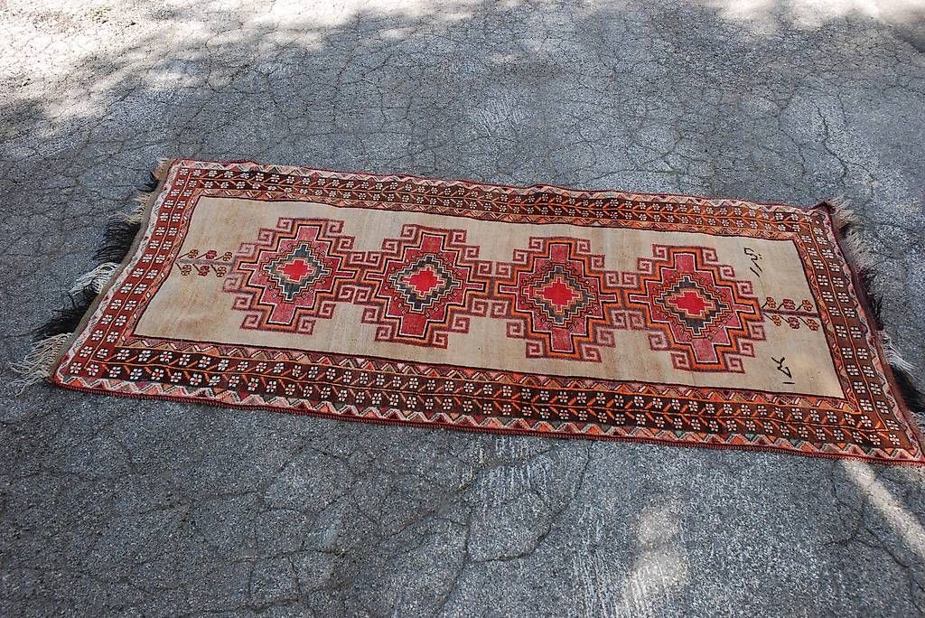 Tappeti: Tapis nomade – Usato da La Chaux-de-Fonds venduto da loba2 1