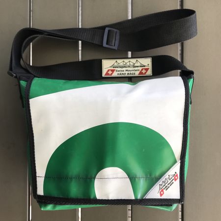 Swiss Mountain Händ Bägs, Sidebag Medium