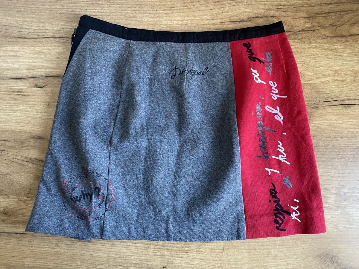 Desigual Gonne: Jupe Desigual – Nuovo (secondo la descrizione) da Chézard-St-Martin venduto da monster2525 1