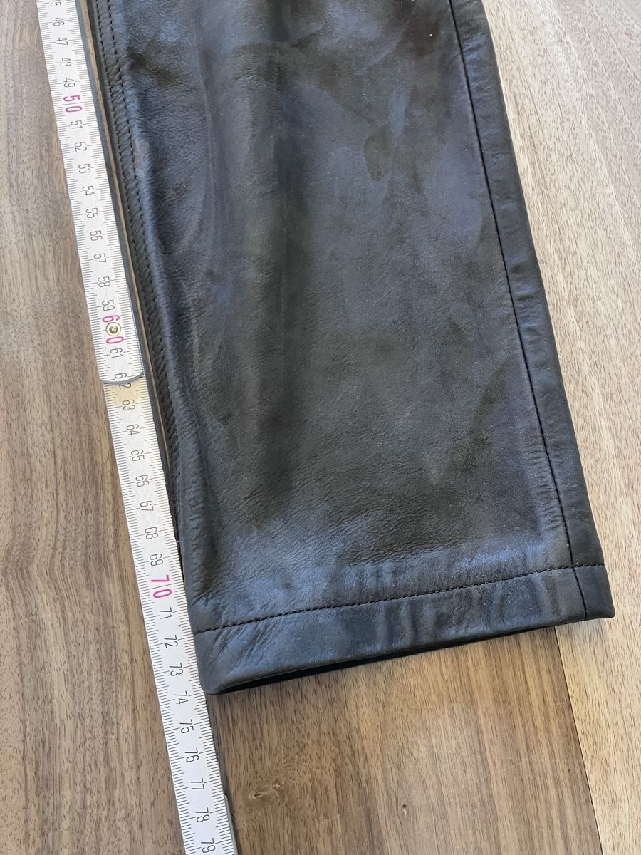 Pantaloni: Lederhose Kuhleder dunkelbraun – Usato da Krauchthal venduto da StuderE 8