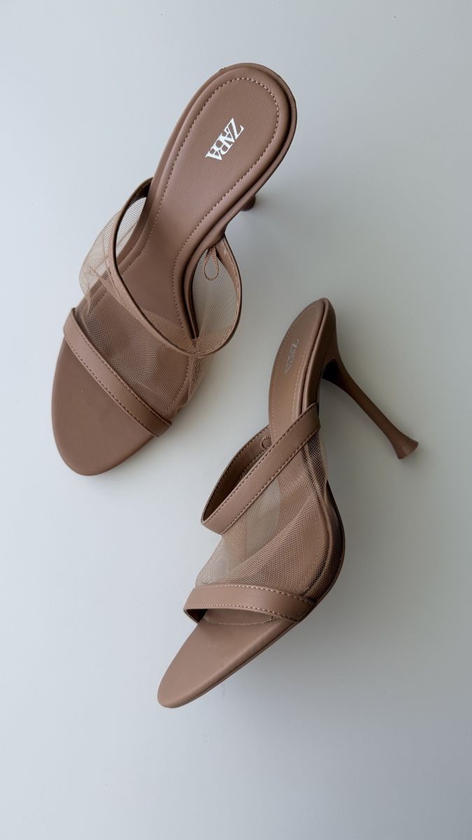 Zara Damenschuhe: Zara Sandalen mit Mesh-Einsatz Größe 38 – Neu (gemäss Beschreibung) aus Wallisellen von kar_gv8n 1