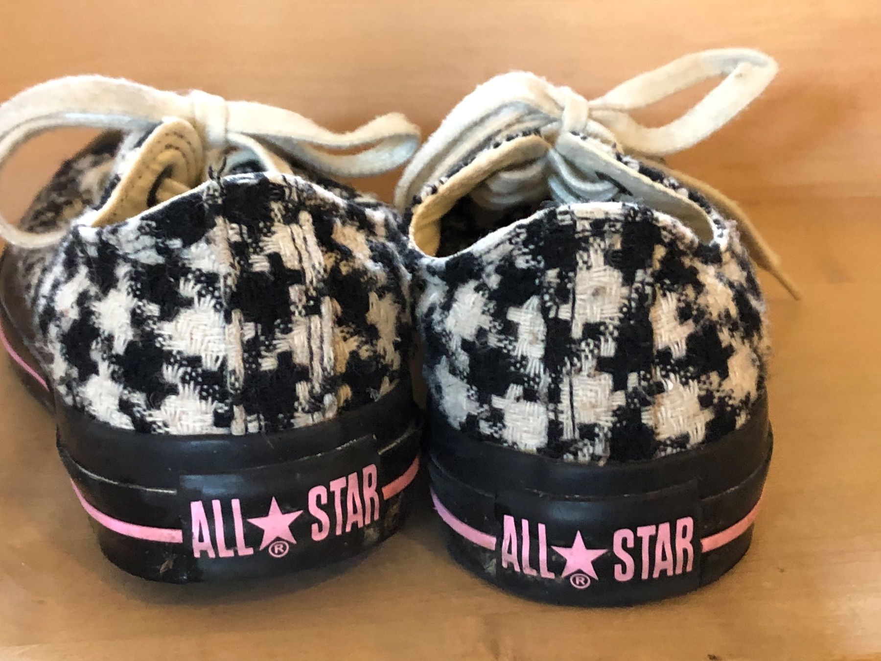 Converse Scarpe da donna: Sneakers Converse – Usato da Triesen venduto da boston7 4