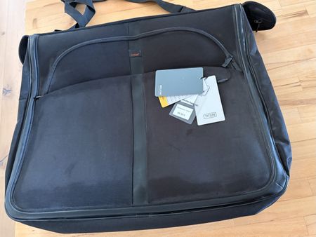 TITAN Kleidersack Reisekleidersack Anzugtasche schwarz