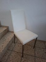 Stühle Komplett: 4x weiss, 2x schwarz