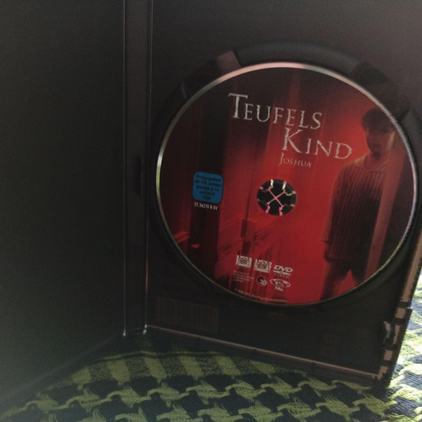 Tutti i DVDs: Teufels Kind – Usato da Dübendorf venduto da kb86_MOVIE 3
