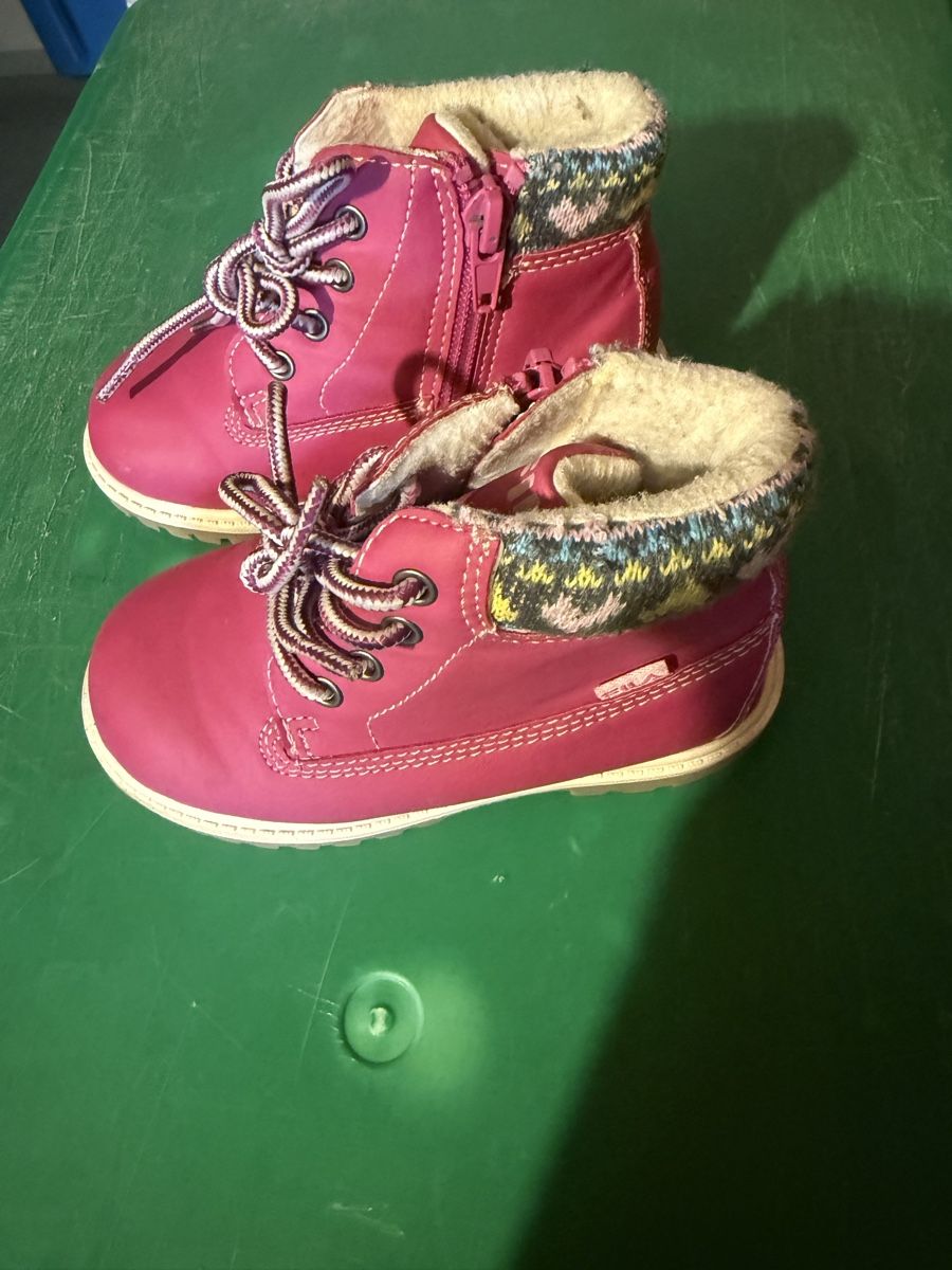 Schuhe für Mädchen: Fila Mädchen Shuhe – Neu (gemäss Beschreibung) aus Grenchen von BreDo94 1