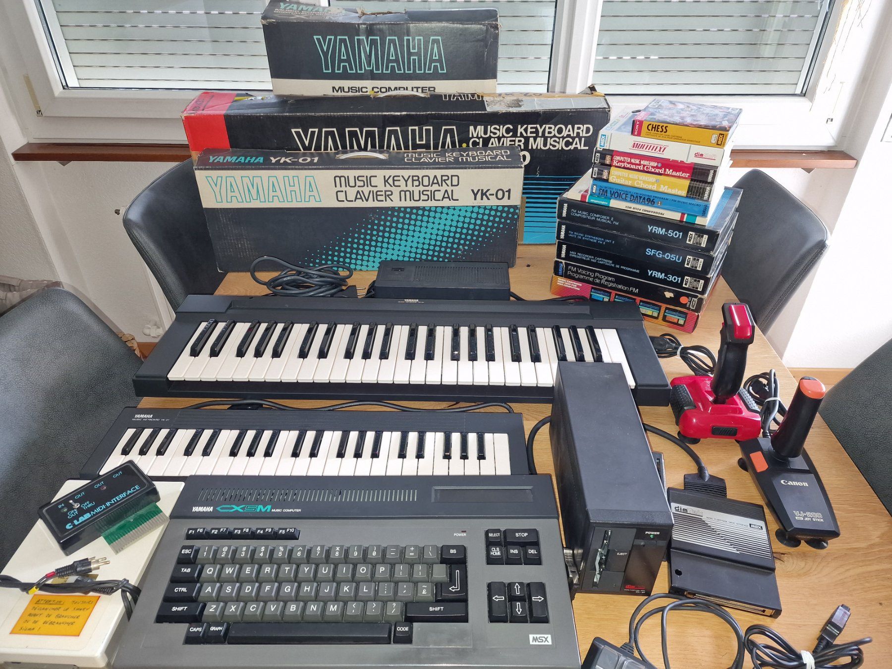 Studioequipment: MSX Yamaha CX5M et accessoires – Gebraucht aus Courgenay von  2