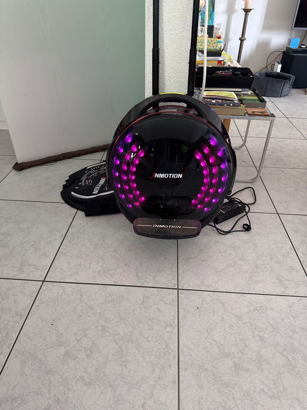 Hoverboard: Inmotion V8F EUC – Usato da Safenwil venduto da favorit007 2
