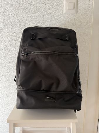 Sandqvist Rucksack schwarz – recyceltes Nylon, sehr guter Zu