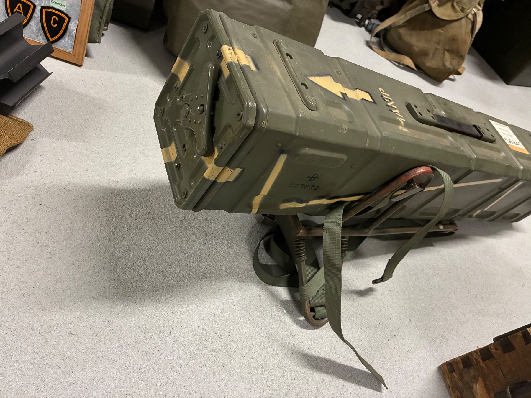 Schweizer Armee Zaini: BB65. Abschussrampe / Traggestell Schweizer Armee – Usato da Oberiberg venduto da reimet 3