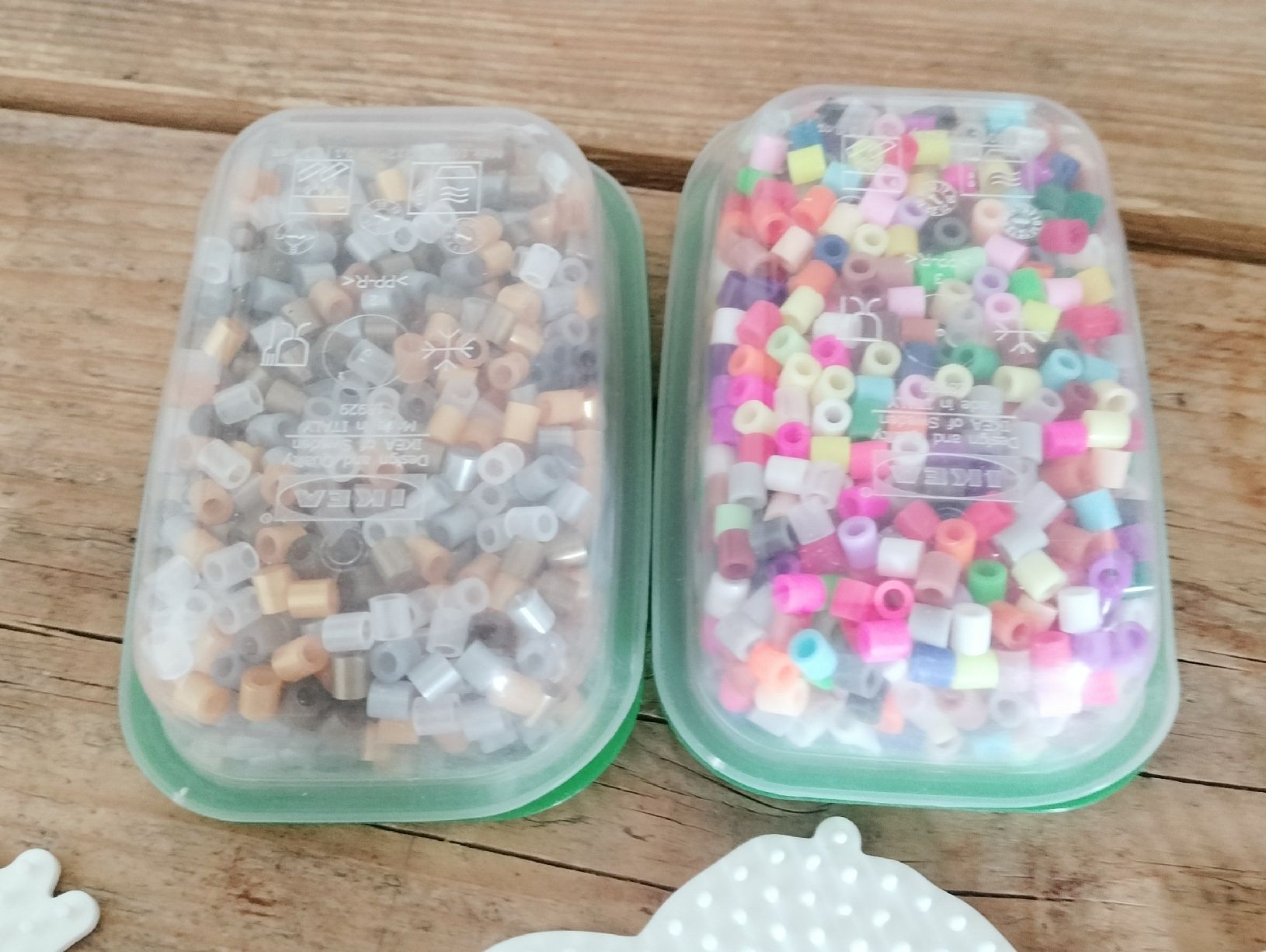 Kit bricolage: Perles à repasser et modèle  – Usato da Villars-sur-Glâne venduto da Pilaune 3