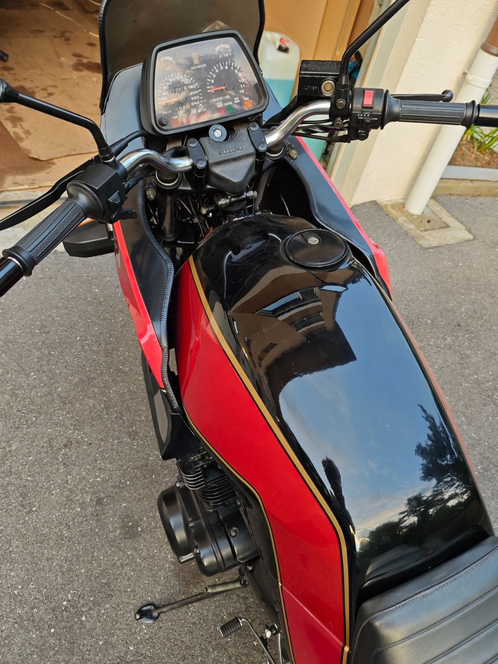 Suzuki Strada: Suzuki GSX 1100 ES – Usato da St-Sulpice VD venduto da flowwolf7 9