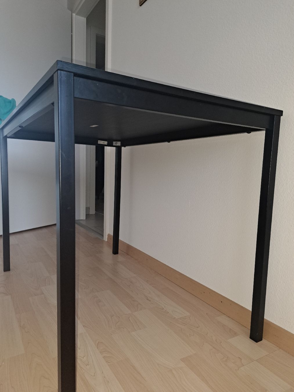 Ikea Tavoli: TÄRENDÖ IKEA Tisch schwarz – Usato da Thalwil venduto da tswizzle 1