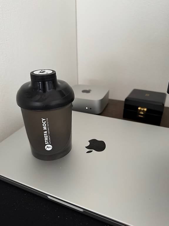 Borracce & Thermos: Protein-Shaker-Flasche / Eiweiß-Shaker Schwarz – Usato da Schübelbach venduto da Rahnmont 2