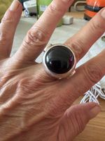 Bague en argent avec pierre noire état correct