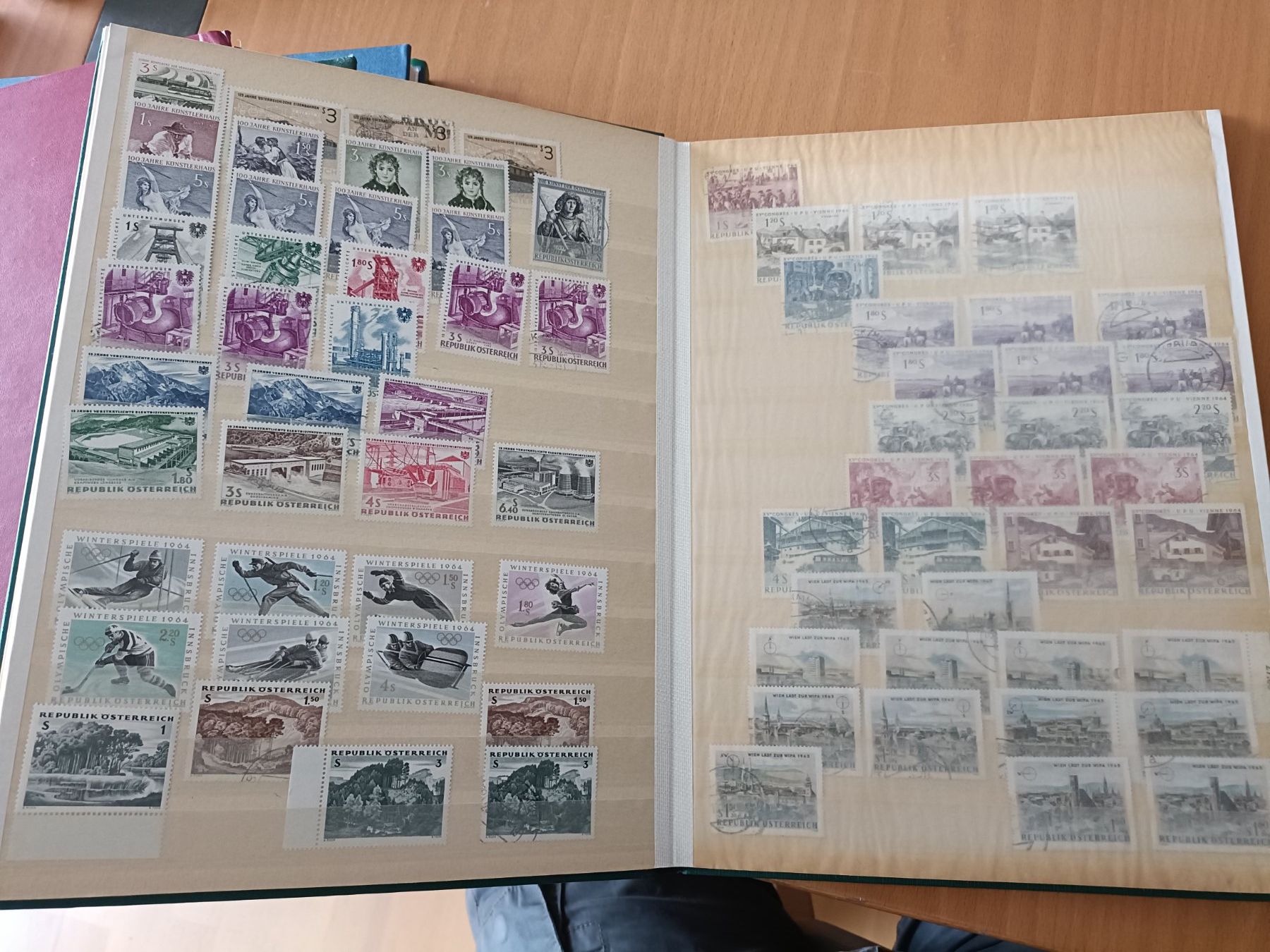 Albums: Briefmarken Sammlung – D'occasion à Luzern par tristan696 2