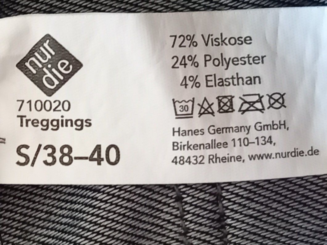 Pantaloni: Schwarze Treggings in Grösse S – Usato da Obernau venduto da Corolli 4