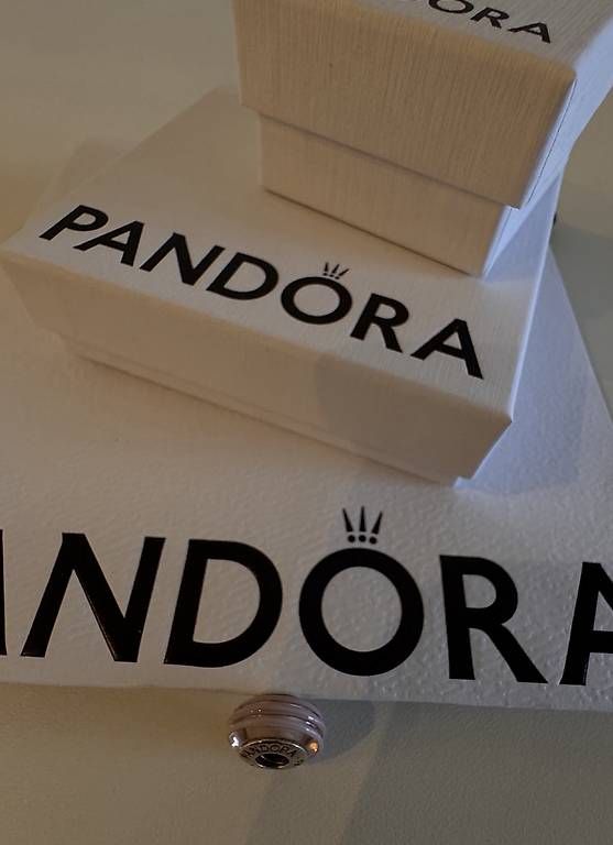 Ciondoli: Pandora Charm Murano Glas Rosa – Usato da Heerbrugg venduto da Chiria