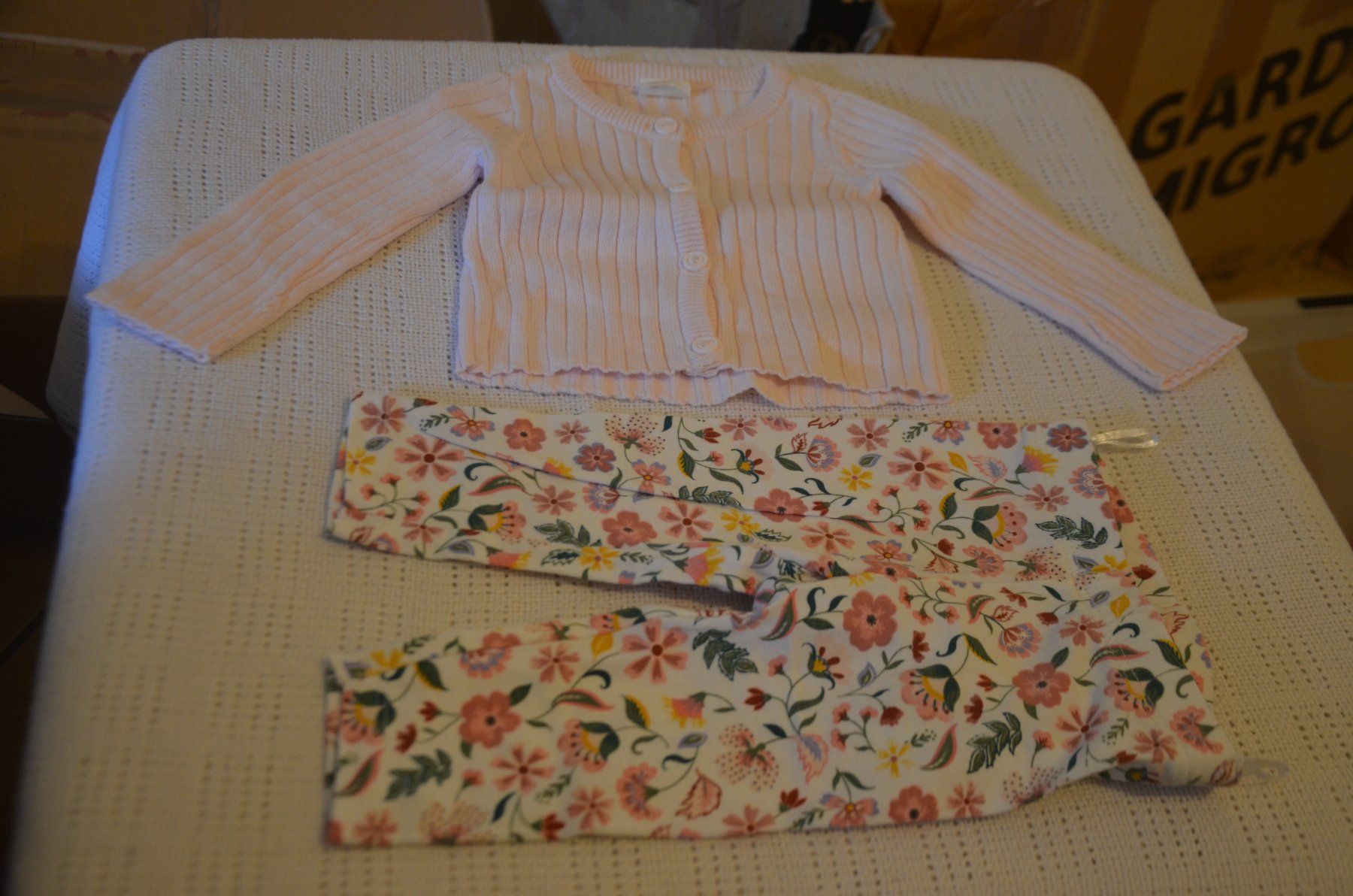 Lotti & Set di vestiti: TAILLE 56-62 – Usato da Chiasso venduto da Dolly015