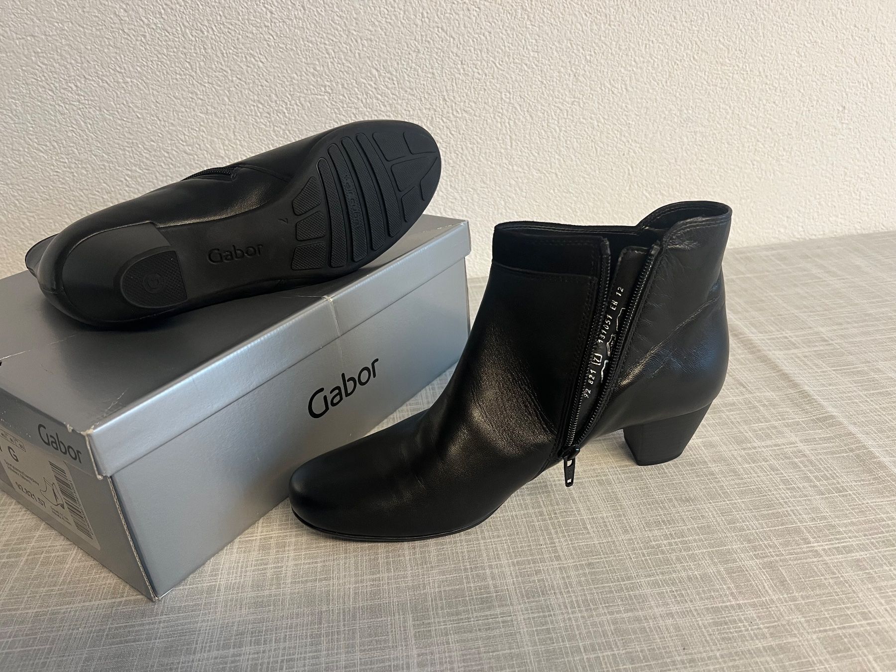 Gabor Scarpe da donna: GABOR Stiefeletten schwarz 40 – Nuovo e nell'imballaggio originale da Frauenfeld venduto da dilili