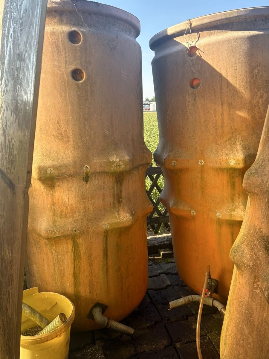 Bewässern & Giessen: Regentonne orange gross gebraucht  – Gebraucht aus Aarwangen von to-hirschi 1