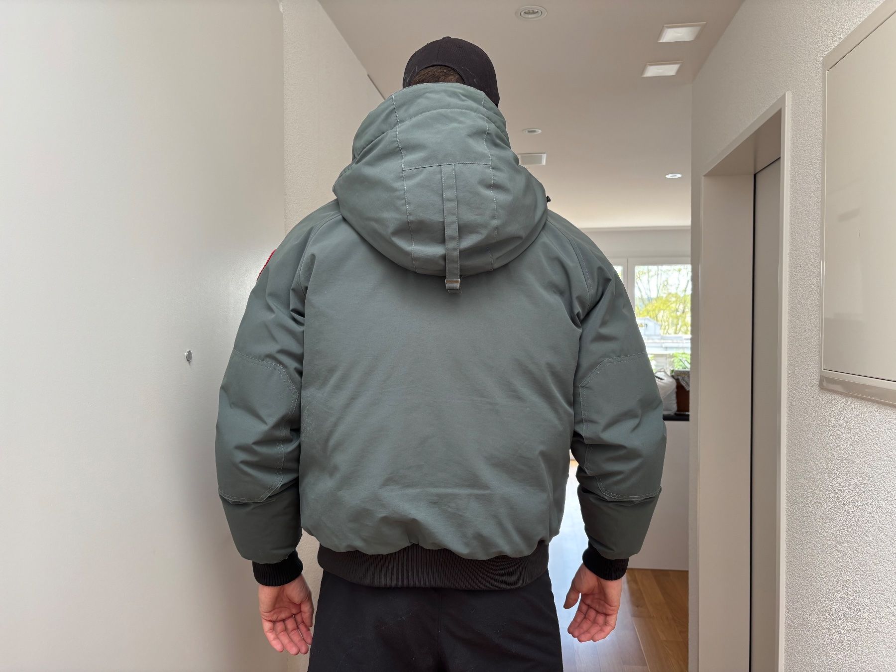 Canada Goose Giacche: Canada Goose Winterjacke mit Daunen – Usato da Winterthur venduto da D_Zel97 2