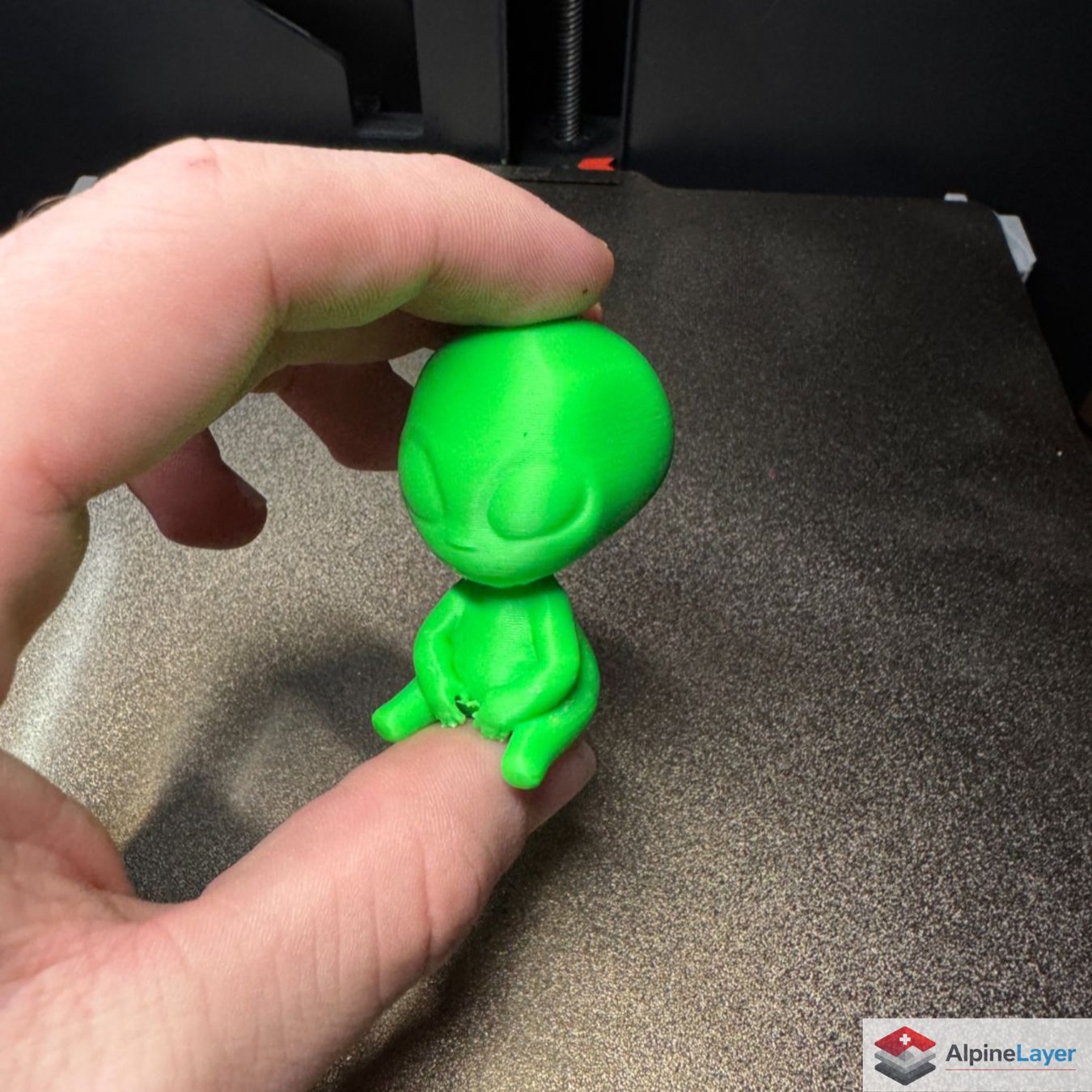 Statuette: Cute Alien 3D Printed Figure Green Desk Decor – Nuovo (secondo la descrizione) da Losone venduto da AlpineLayer 1