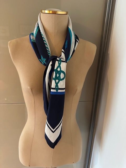 Foulards, Tücher & Schals: Foulard, Yarell, 100% Seide – Gebraucht aus Hindelbank von vey_t 1