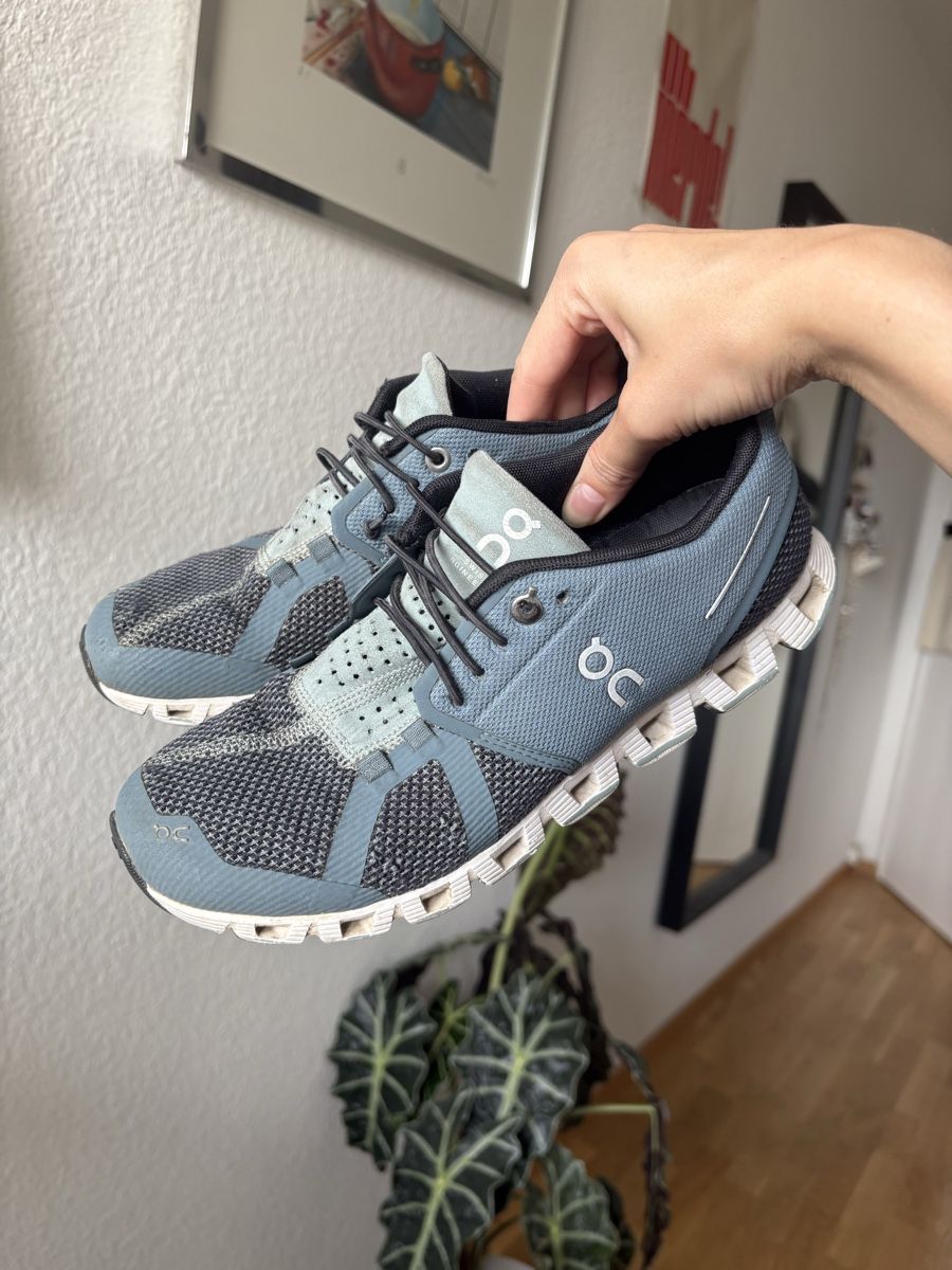 Scarpe da donna: On cloud running shoes – Usato da Zürich venduto da nin_8h72