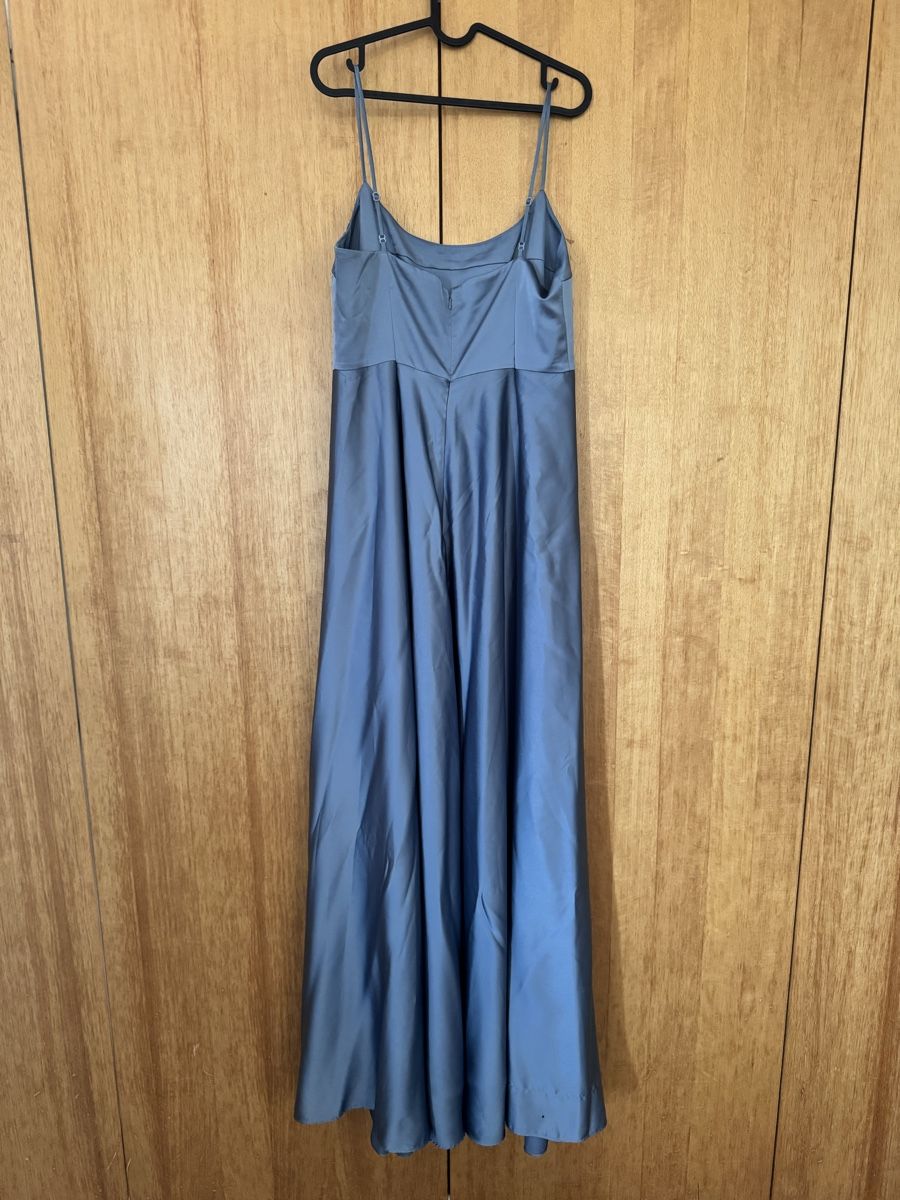Asos Kleider: Blaues Kleid - Hochzeitsgast Gr. 42 – Gebraucht aus Igis von jul_7vgf 1