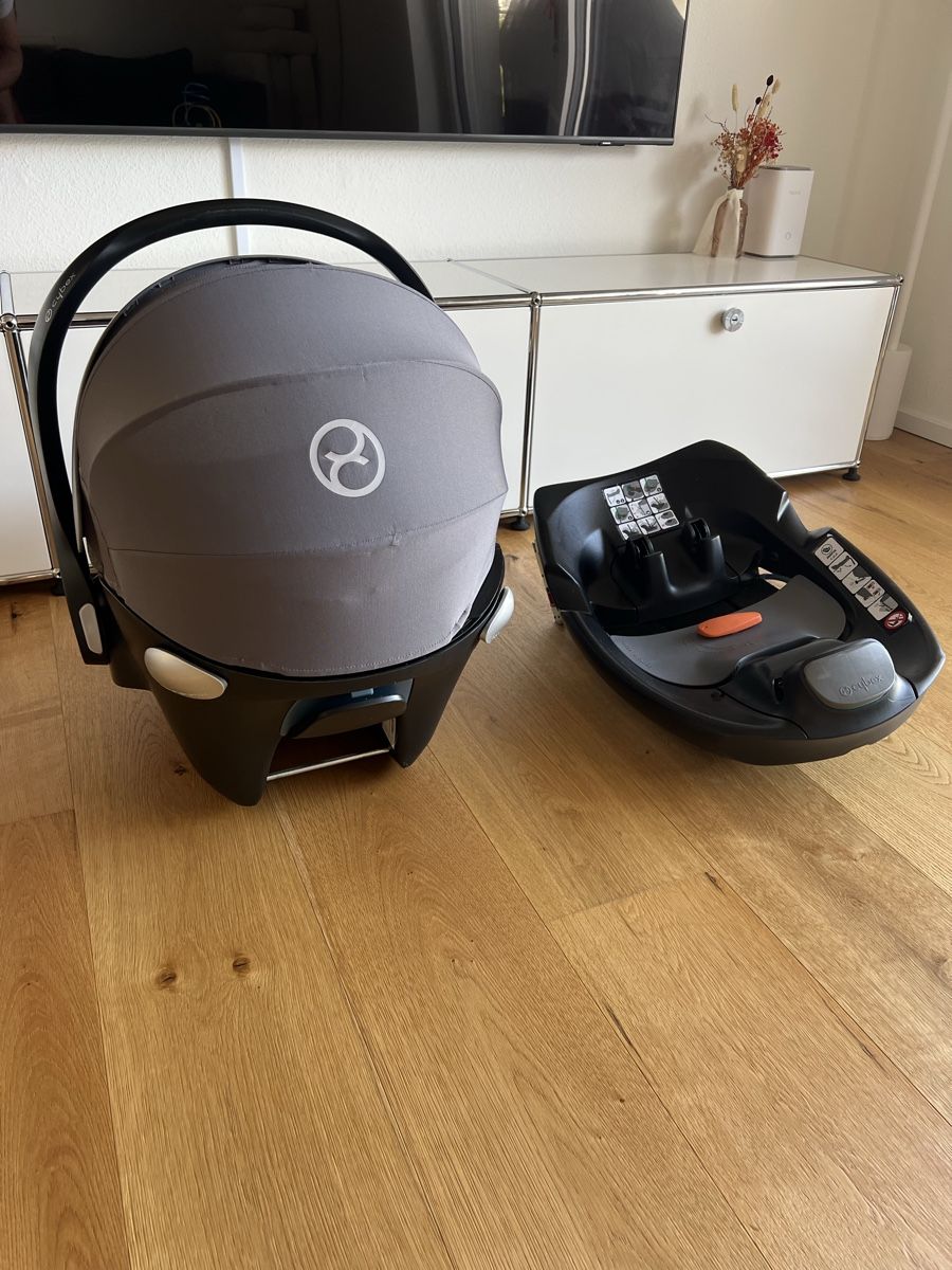 Cybex Sièges auto: CYBEX Aton Q Plus Babyschale Kindersitz  – D'occasion à Schönenbuch par retrohunter 1