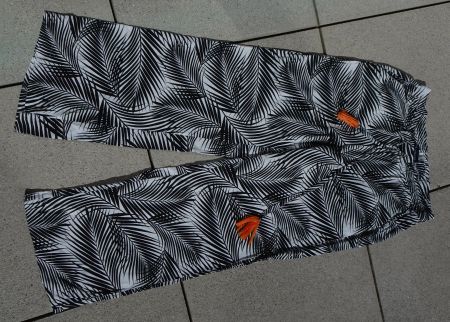 Hose Amy Vermont Gr 40 schwarz weiss Marlene weit Stoffhose
