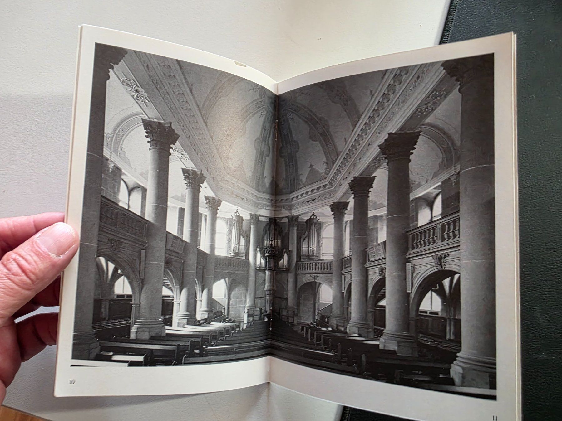 Libri: Bern, Heiliggeistkirche - Schweizerische Kunstführer 1982 – Usato da Walterswil BE venduto da Lonitti 4