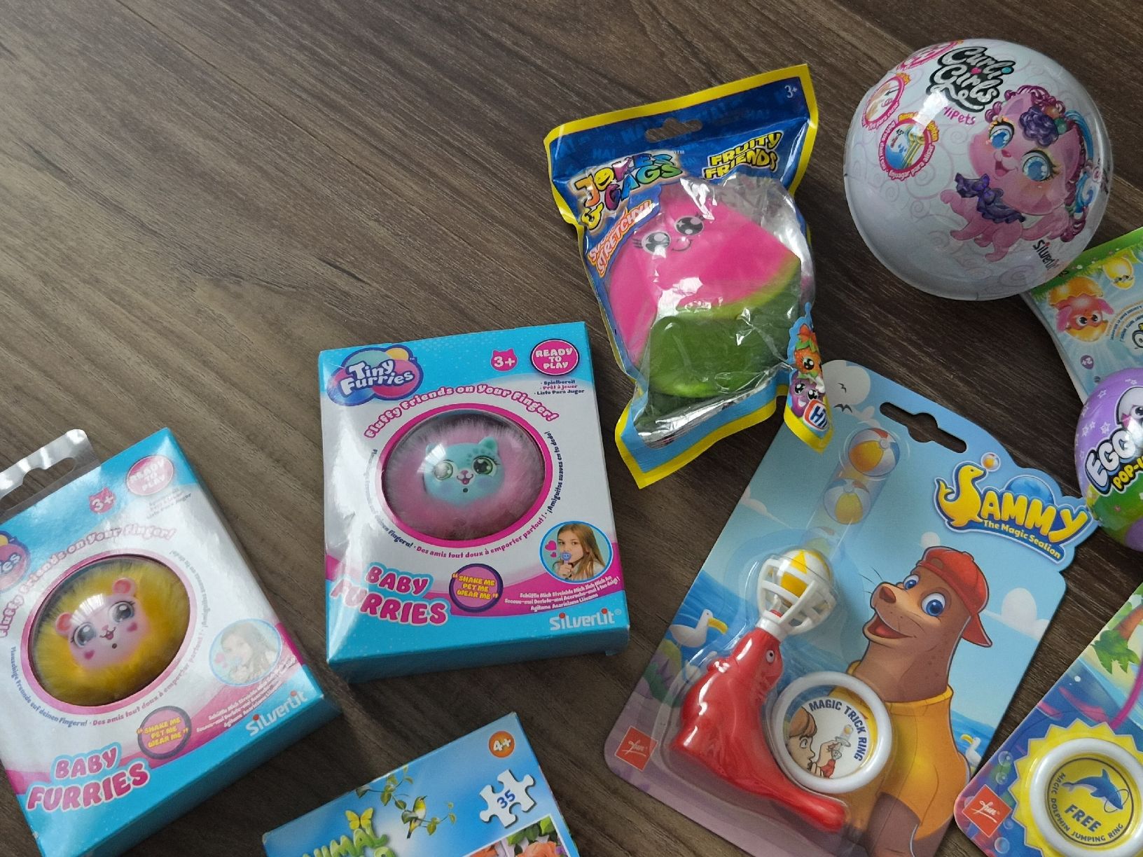 Giocattoli: Diverse Spielzeug-Sammlung Mädchen NEU – Nuovo (secondo la descrizione) da Altishofen venduto da tammy05 2