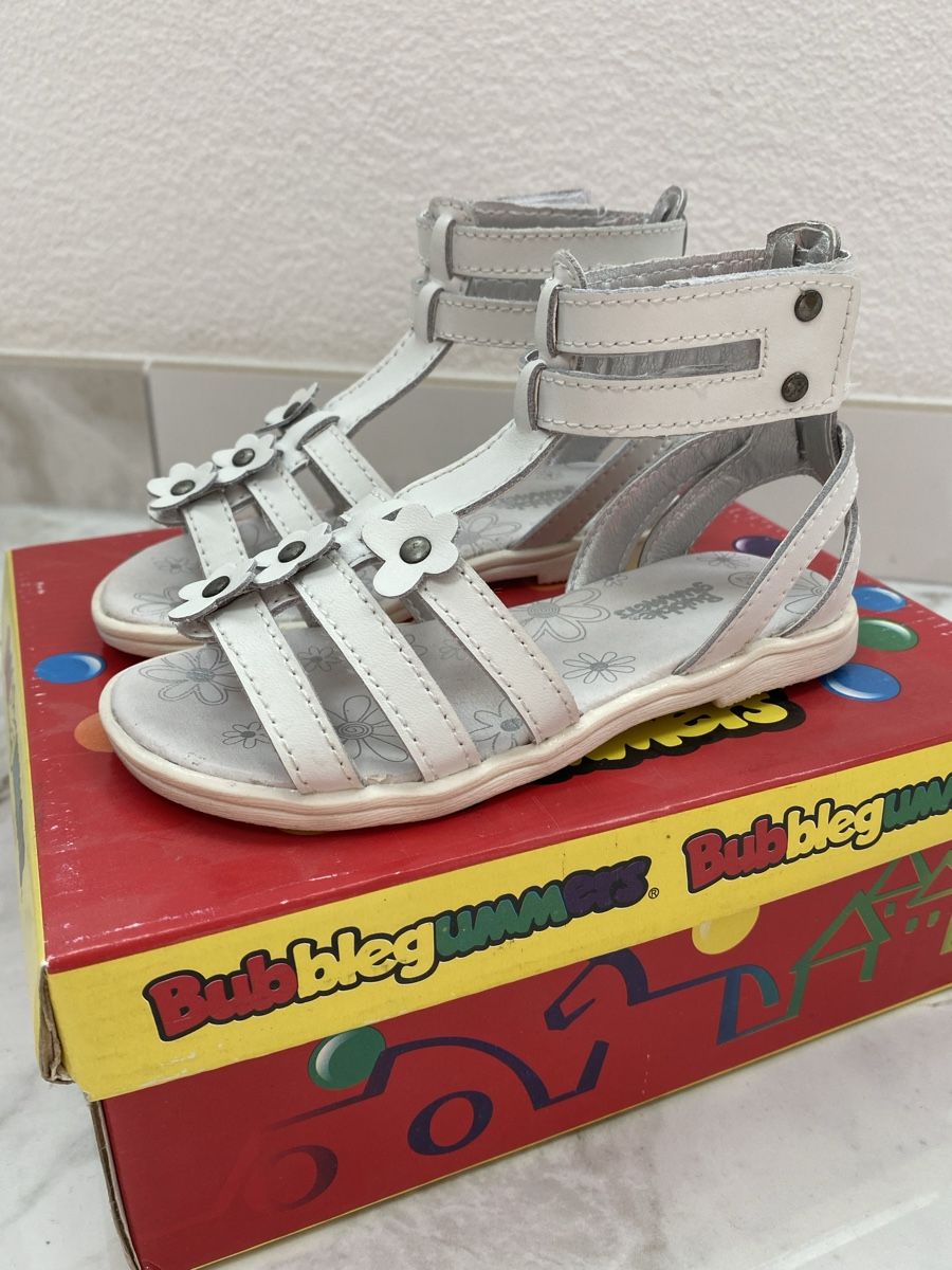 Schuhe für Mädchen: Mädchen Sandalen Bubble Gummers Gr. 25 NEU – Neu (gemäss Beschreibung) aus Estavayer-le-Lac von Mimmy02