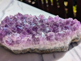 Grosser Amethyst Stufe lila/violett , 1899g