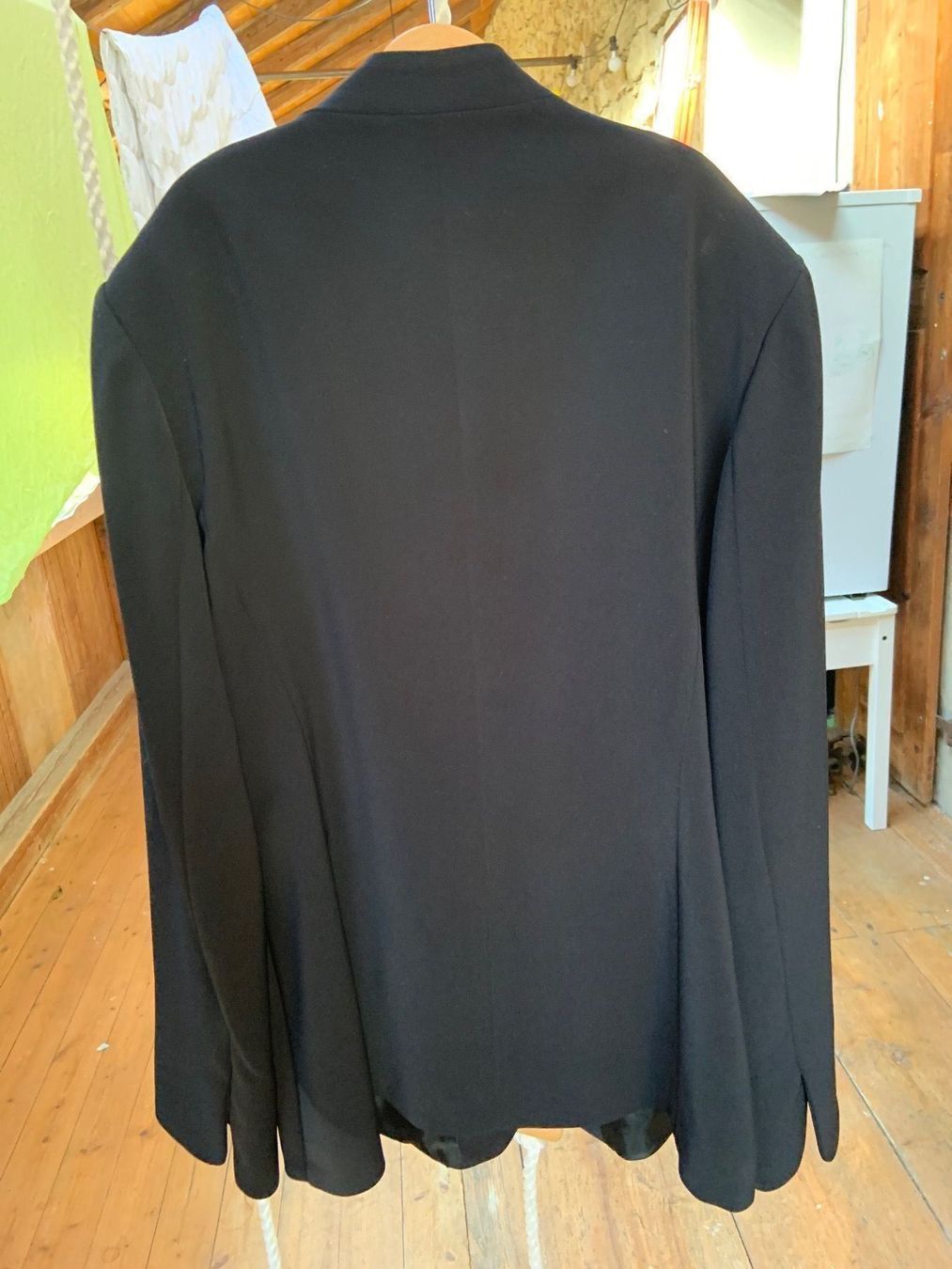 Giacche: Blazer schwarz Giorgia netti gr.40 – Usato da Dittingen venduto da Bellevista 8