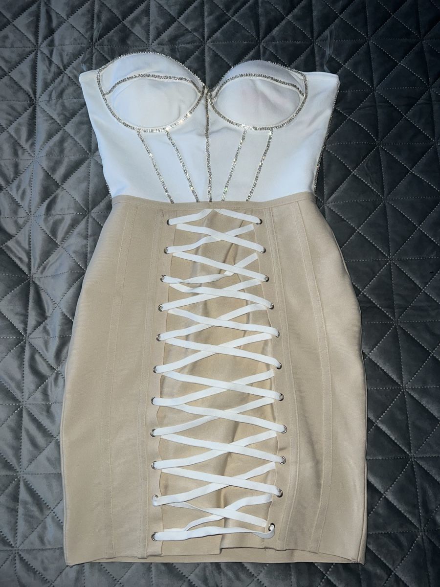 Vestiti: Bandage Kleid – Nuovo (secondo la descrizione) da Tann venduto da ivr_2vs