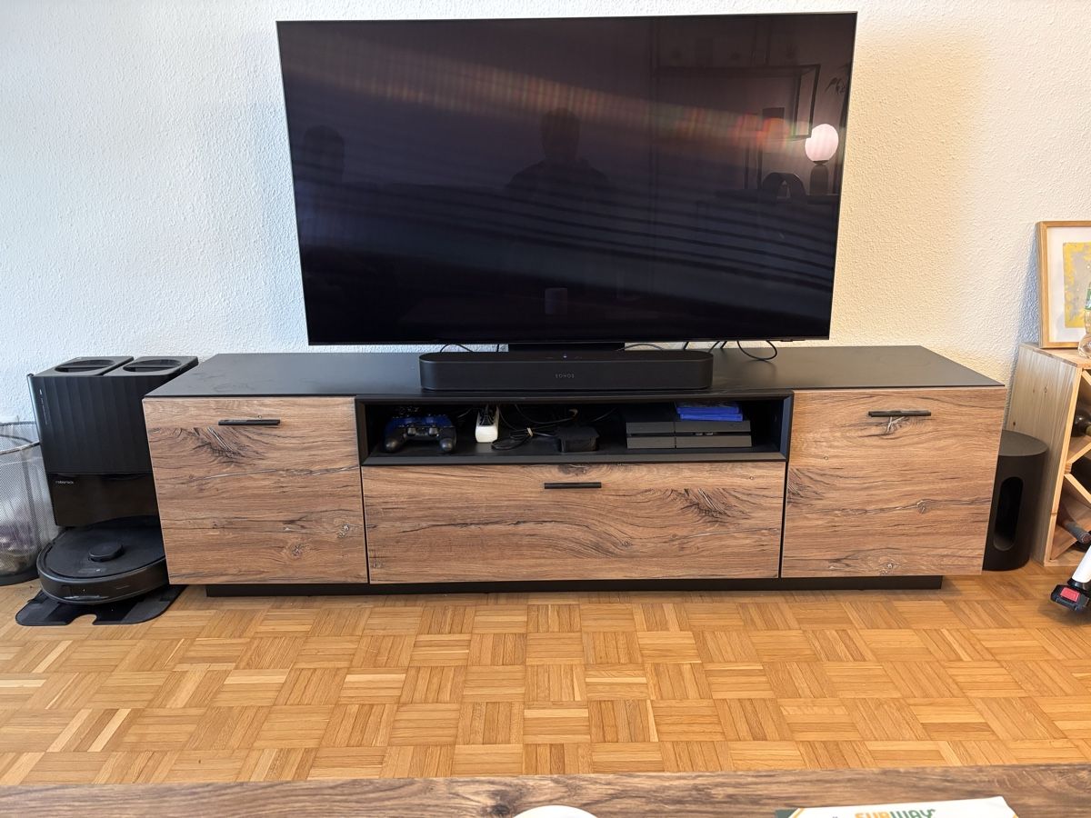 TV Möbel: TV Board / Low Board – Gebraucht aus Zürich von pat_6skg