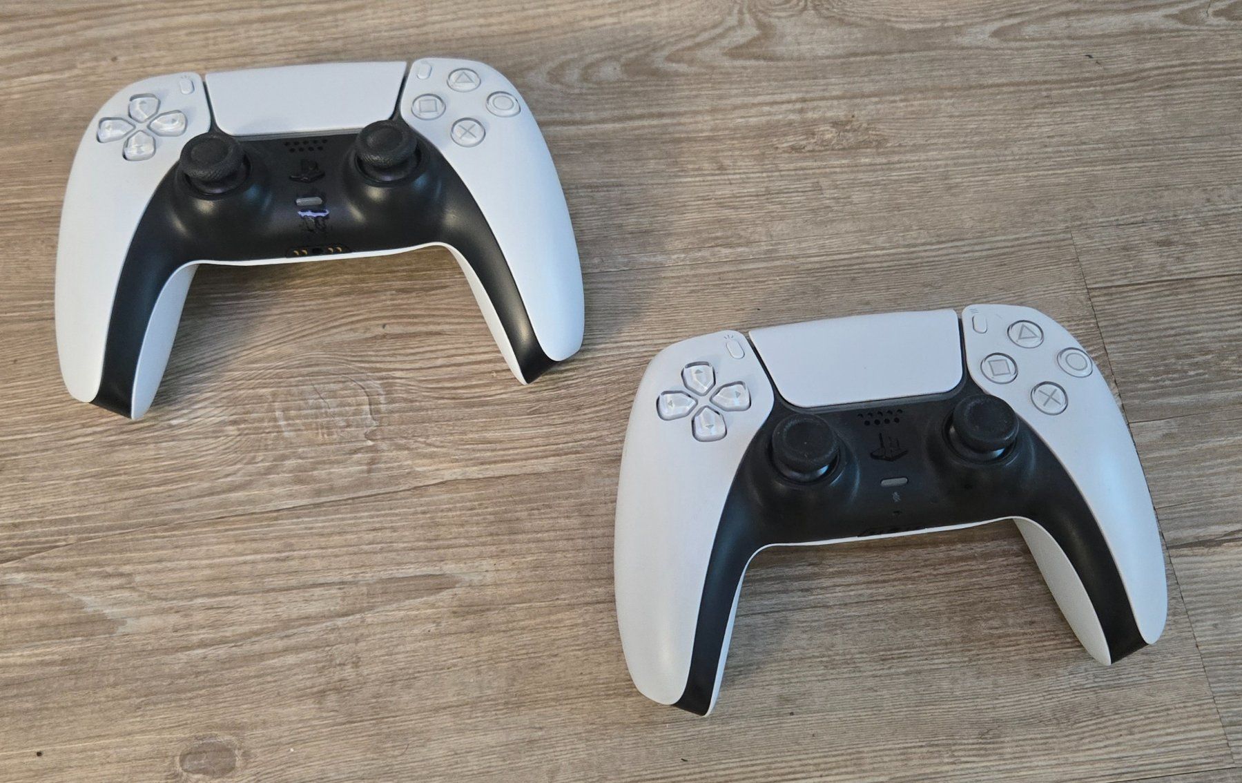 Sony Console: Sony PlayStation 5 Konsole mit 2 Controller, 2TB SSD – Usato da Derendingen venduto da Erne40 5