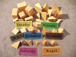 Holz Körper Figuren Formen Geometrie Lern Tast Spiel Set A