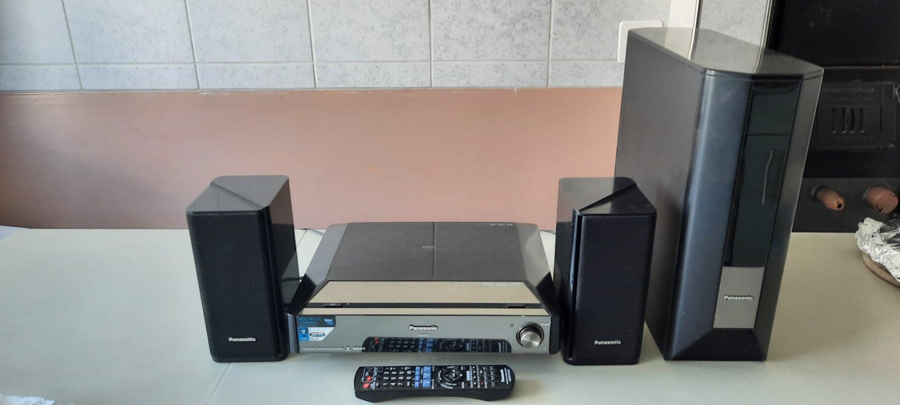 Panasonic Home Cinema: Panasonic Home Theater Sound System – Nuovo (secondo la descrizione) da Amriswil venduto da fel_pyg2