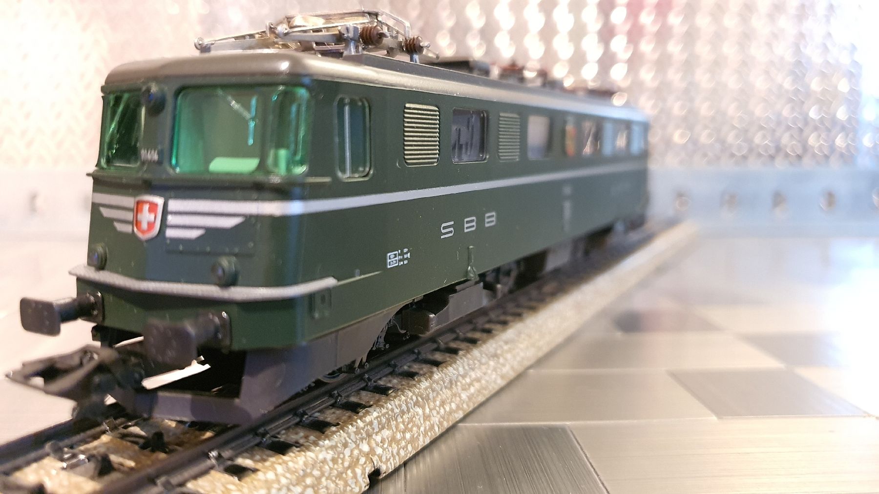 Märklin Modellini di ferrovie: MÄRKLIN 3338 LOKOMOTIVE  – Usato da Männedorf venduto da Modellbau-wyss 1