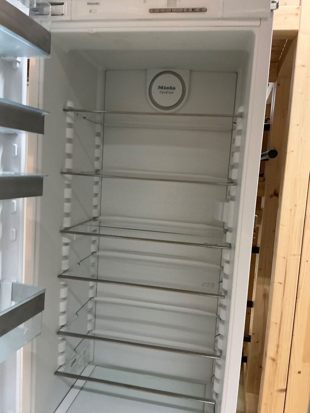 Miele Frigoriferi: Miele Kühlschrank – Usato da Zug venduto da Bauteile-Zug 6