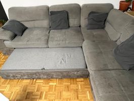 Gemütliches Ecksofa mit Schlaffunktion - Top Zustand!